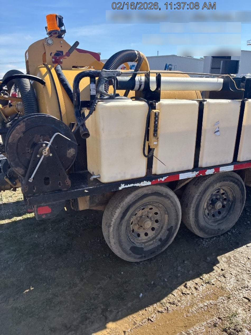 2021 VAC-TRON LP573XDT