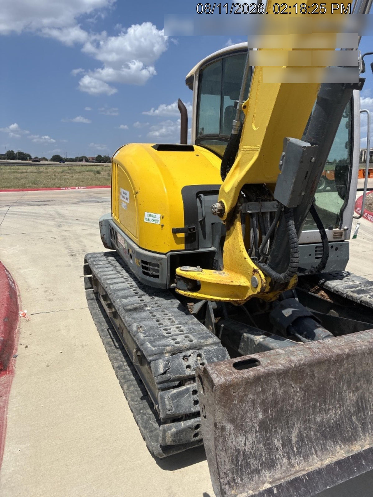Wacker Neuson ET90 Enclosed Cab, Hybrid Tracks, Long Dipperstick, Bucket