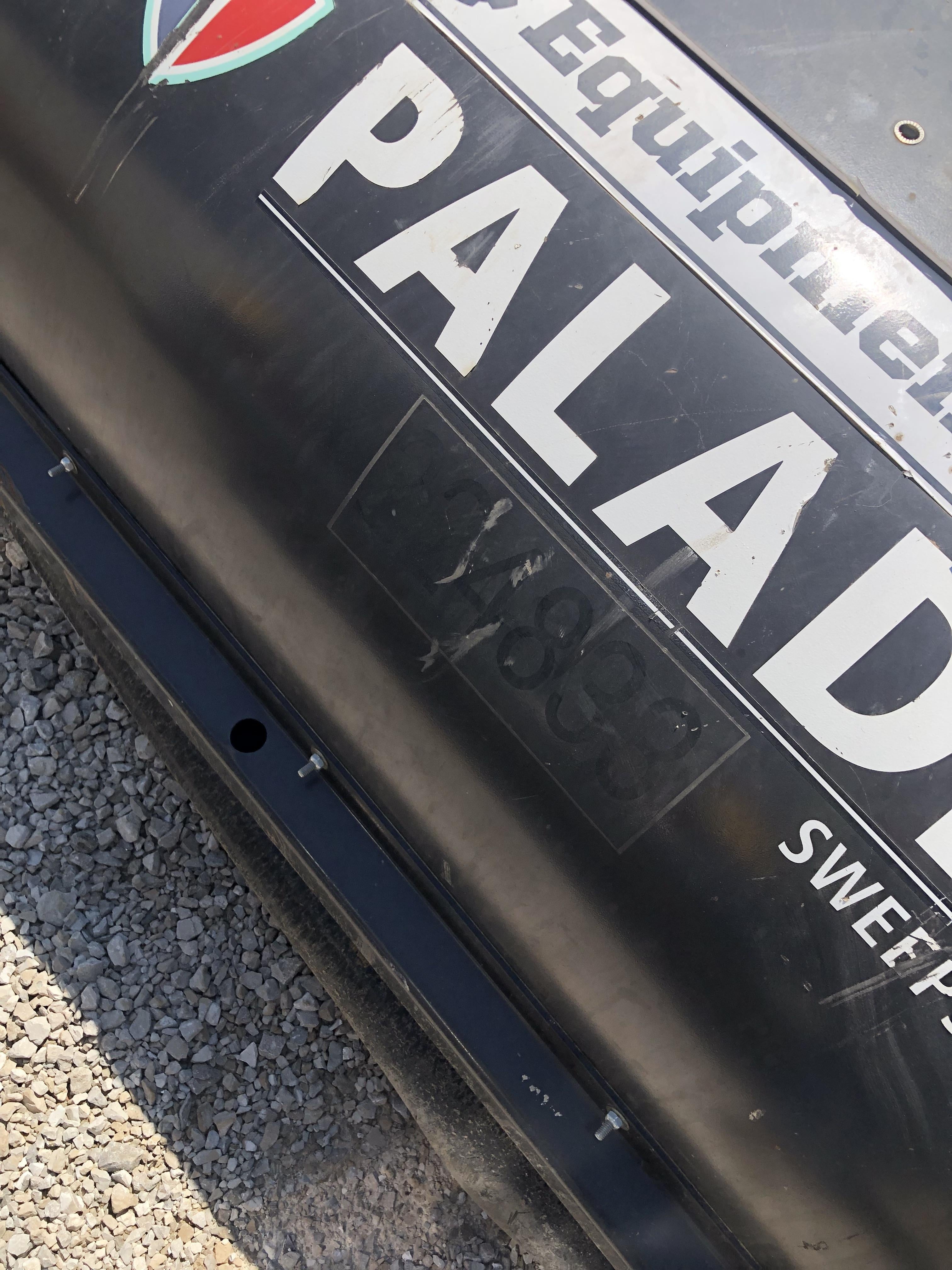 2022 PALADIN Sweepster SB72