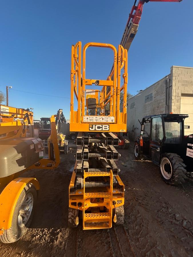 2023 JCB S2632E