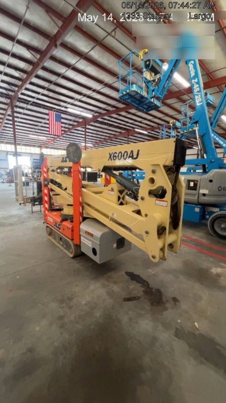 2022 JLG X600AJ
