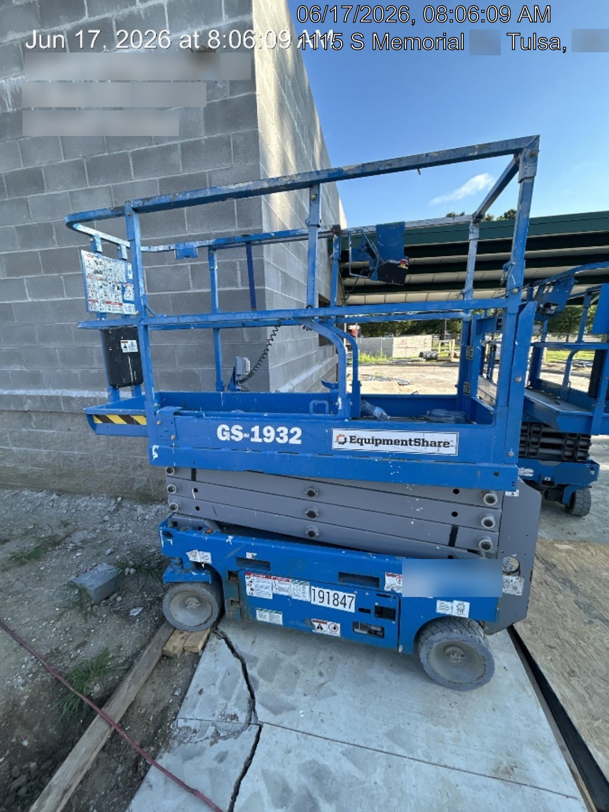 2021 GENIE GS-1932