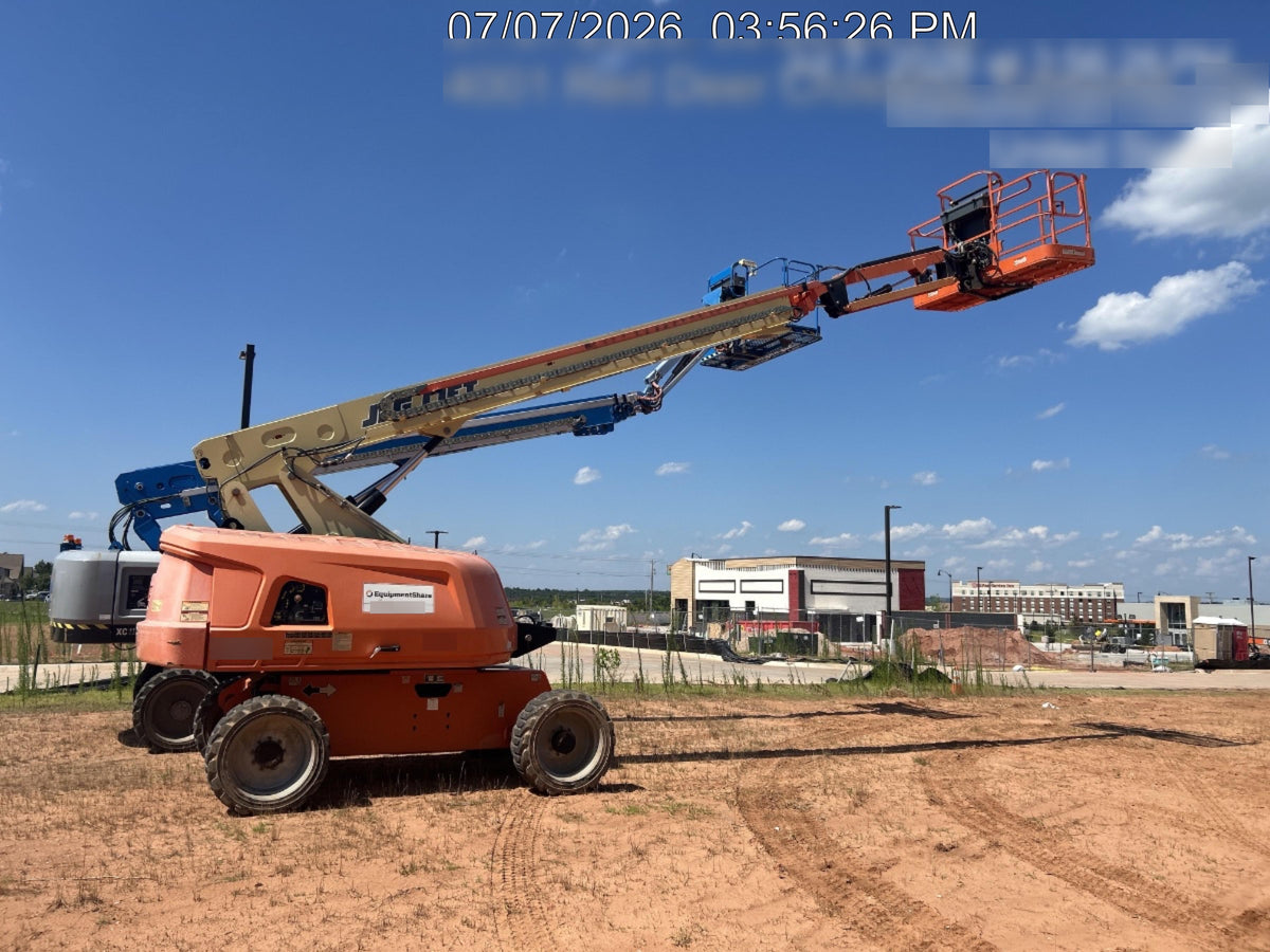 2018 JLG 660SJ