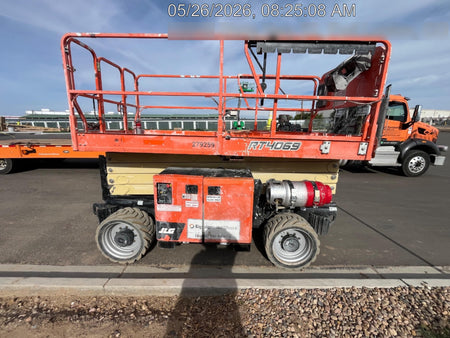 2022 JLG RT4069