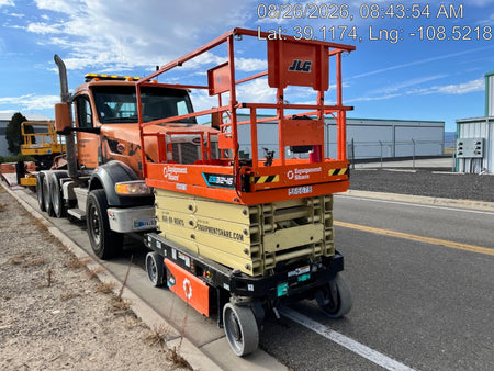 2025 JLG ES3246