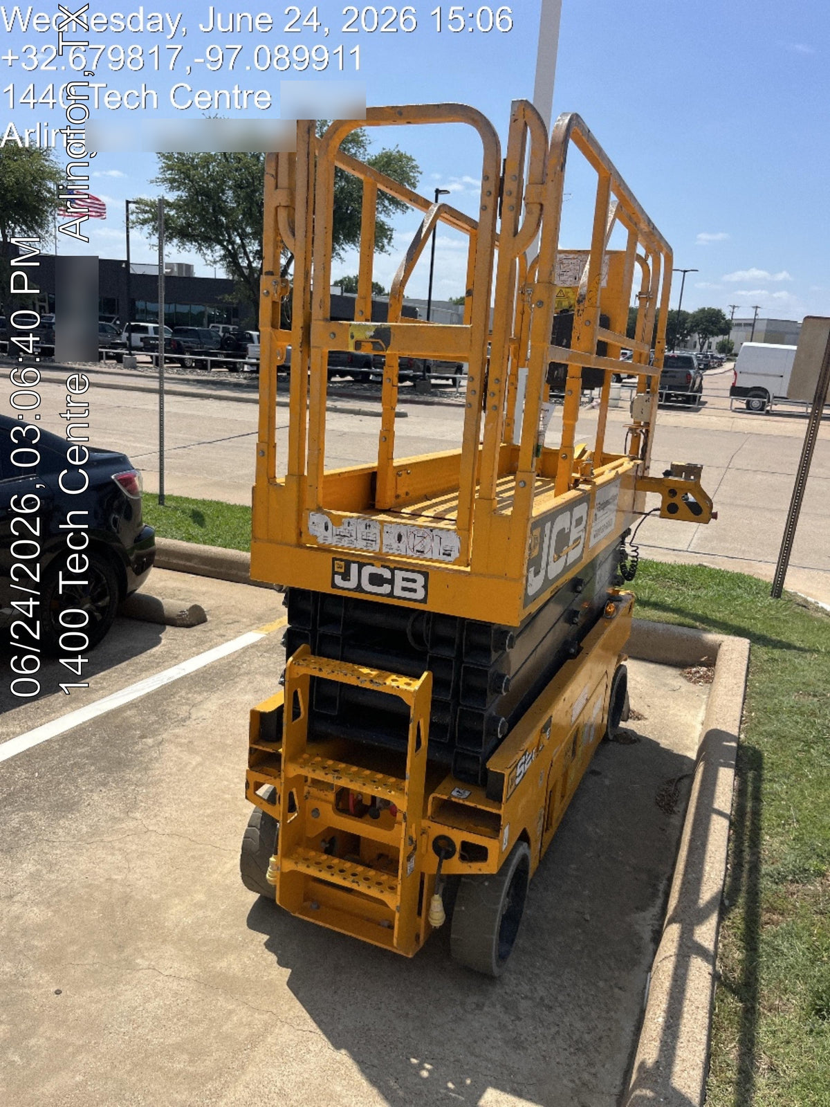2023 JCB S2632E