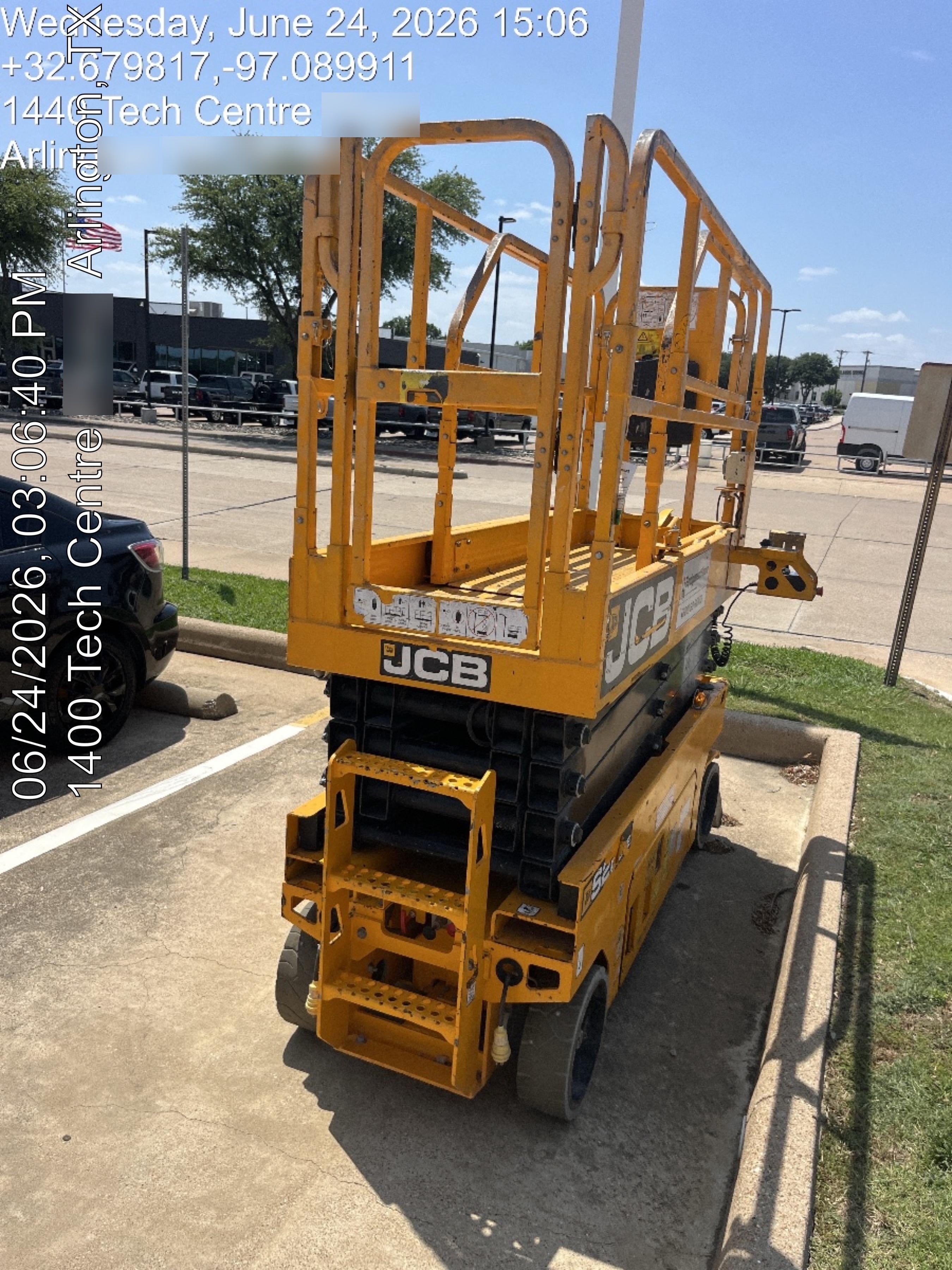 2023 JCB S2632E