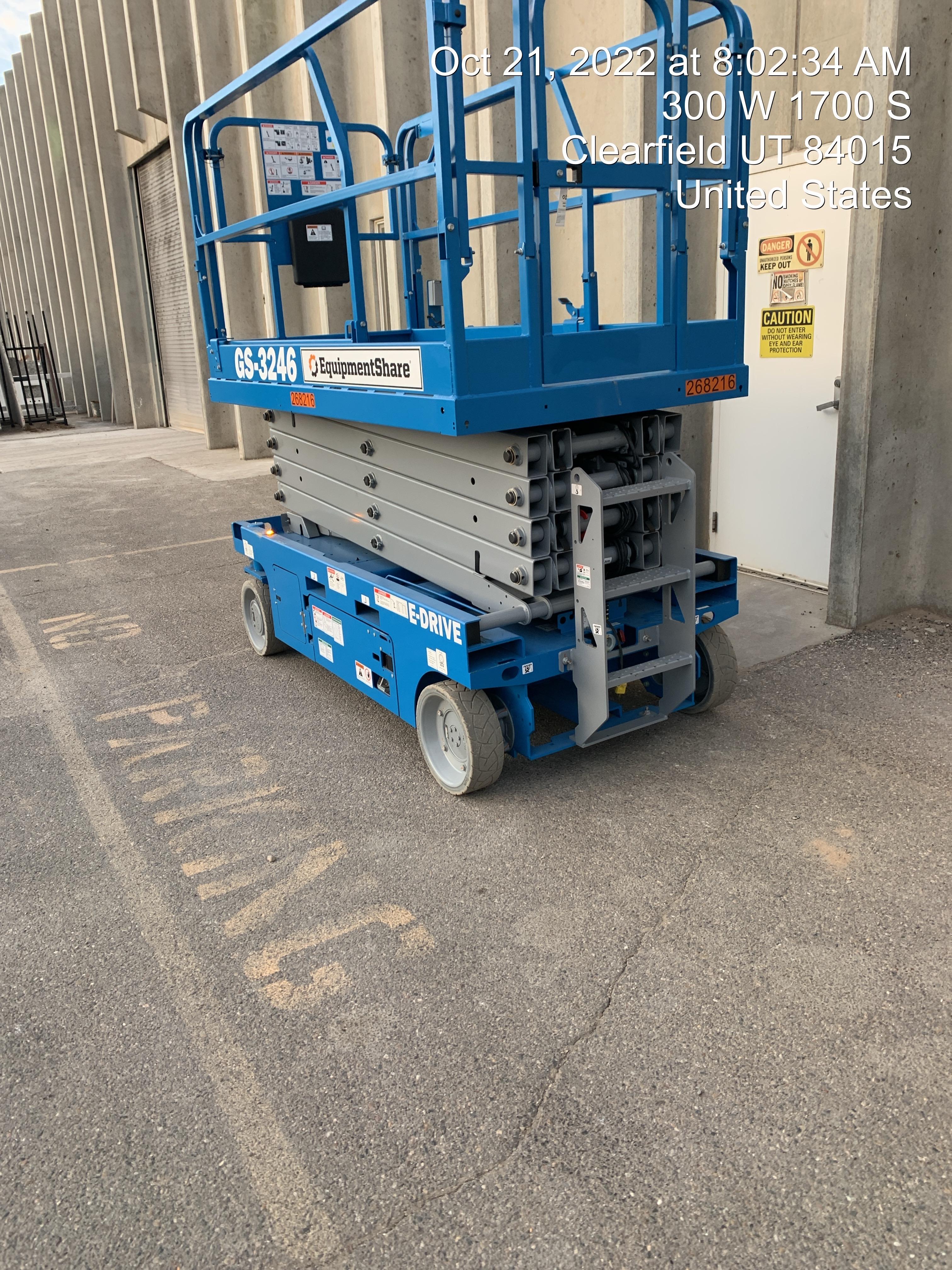 2022 GENIE GS-3246