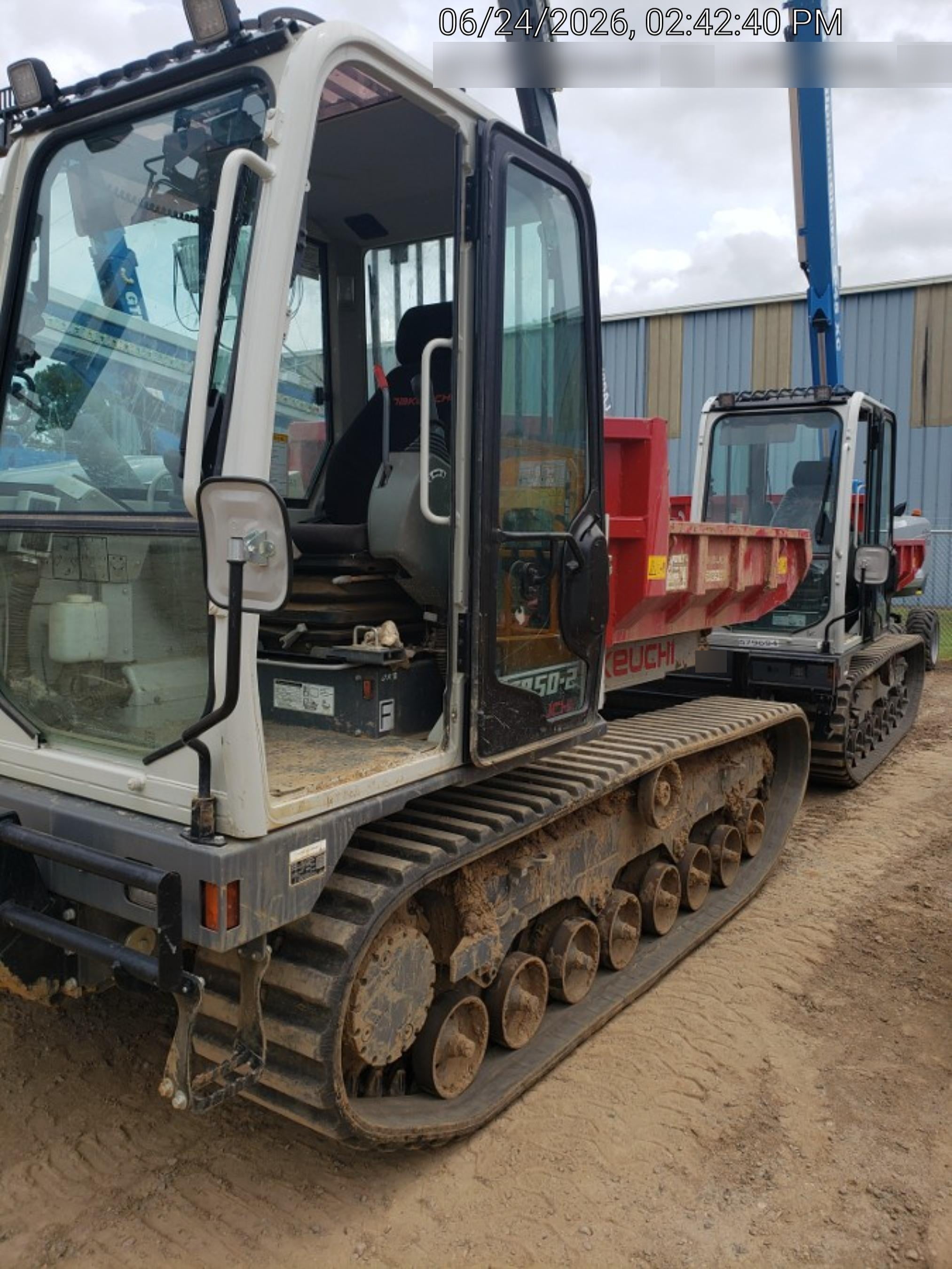 2025 TAKEUCHI TCR 50-2CR