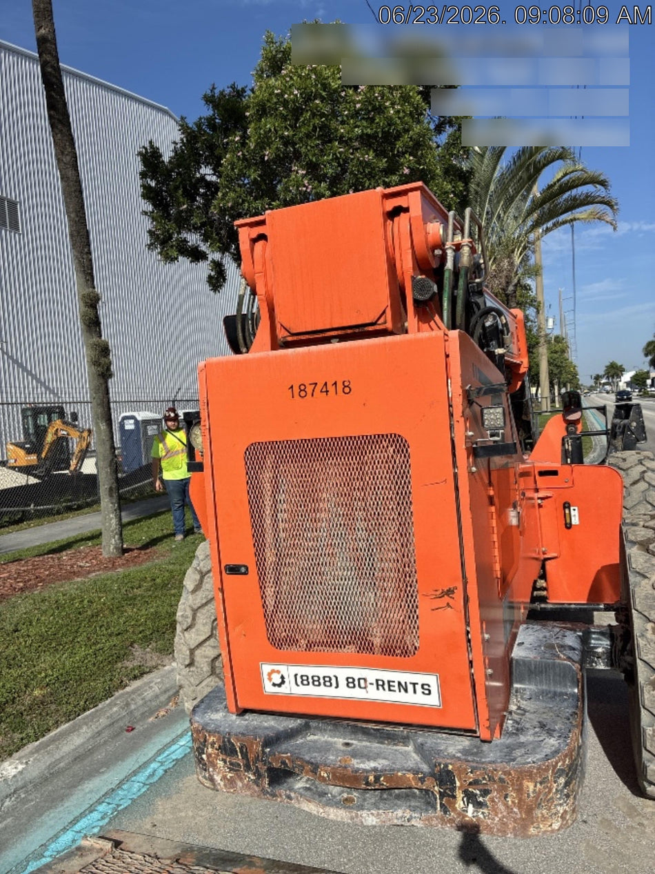 2021 SKYTRAK 12054