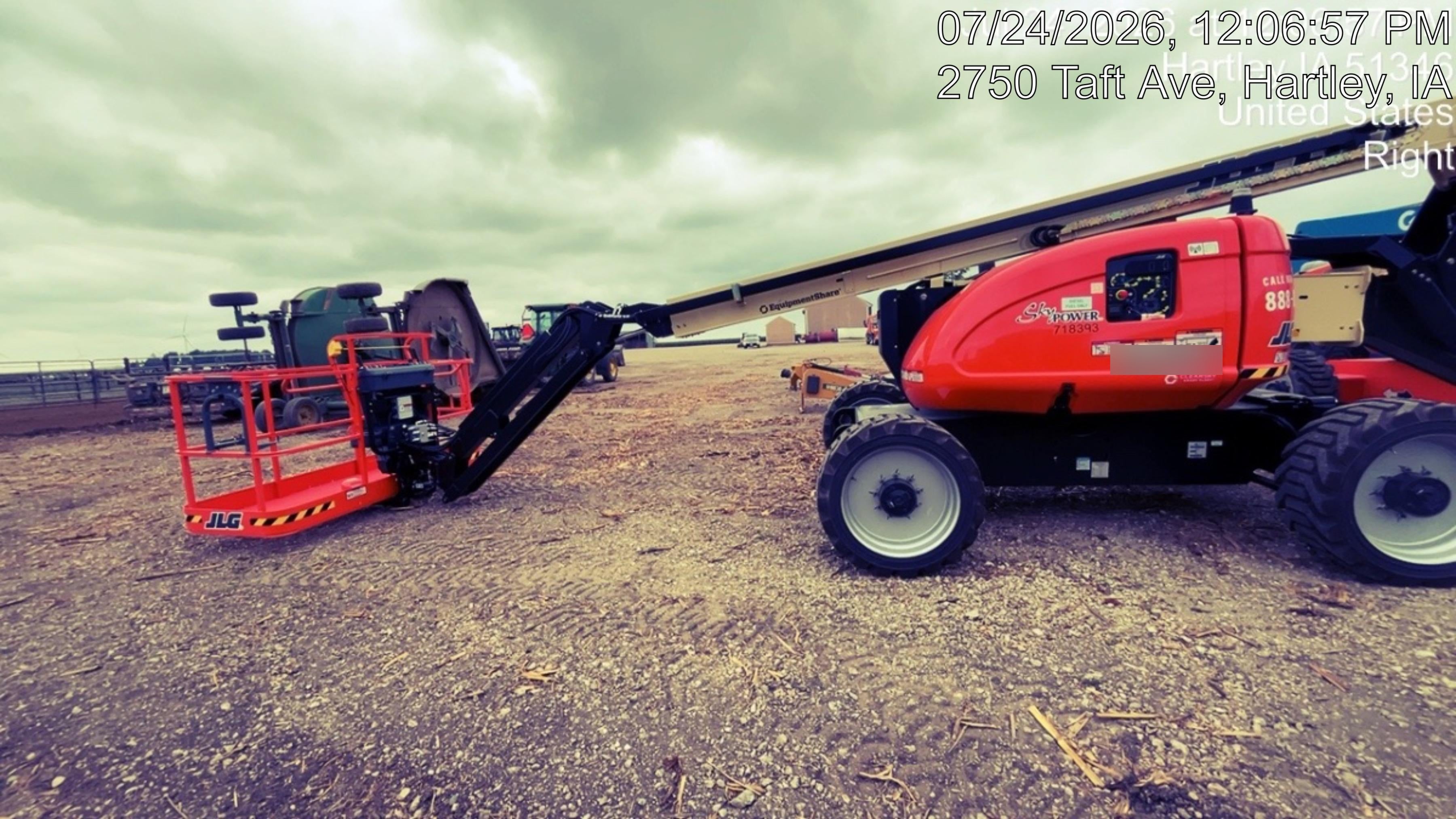 2026 JLG 600AJ