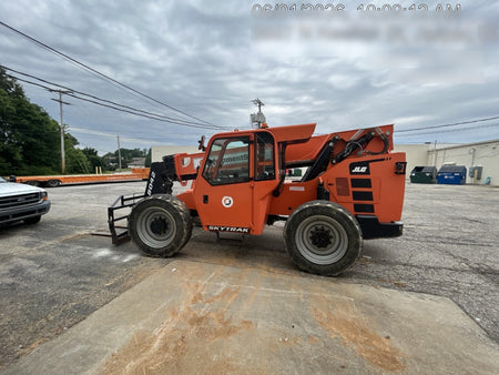 2022 SKYTRAK 8042