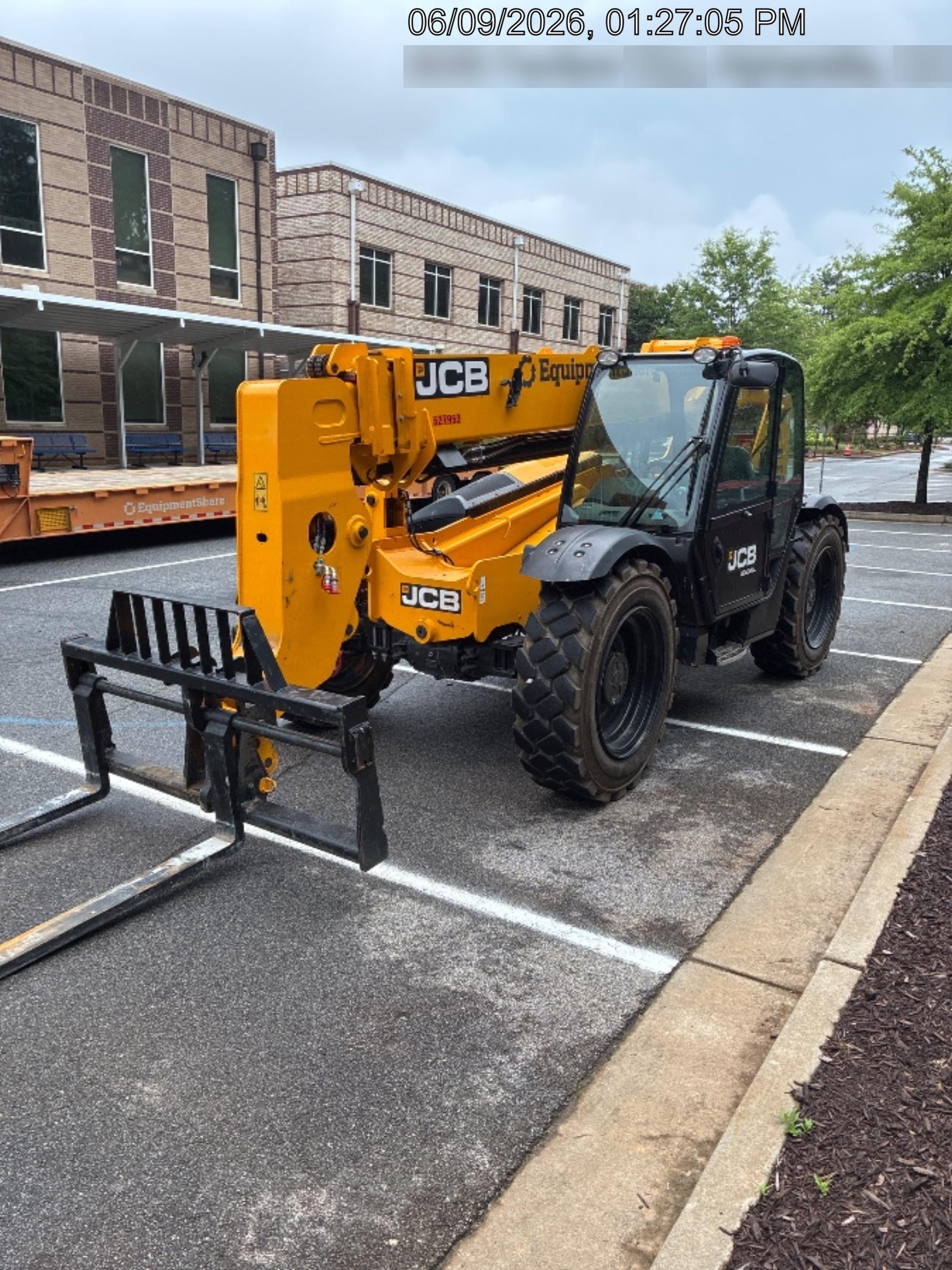 2025 JCB 509-42