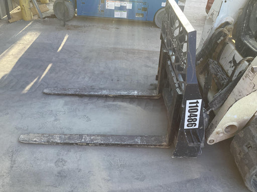 2020 EMKAY 48" Pallet Forks - Emkay