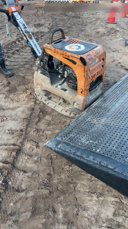 2023 Multiquip MV308GH Honda GX270, 18" Plate, Tachometer