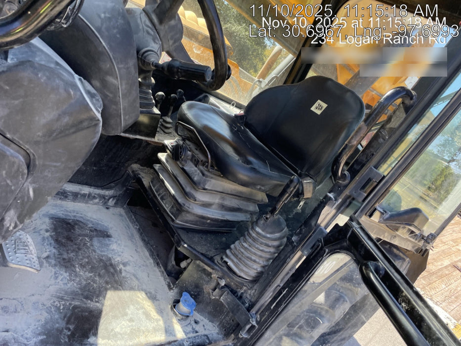 2019 JCB 509-42 JCB 509-42 Enclosed Cab, 74 HP, Solid Tires, Worklights, Beacon, Aux Hydraulics, Lifting Eye, 60" Carriage/60" Forks
