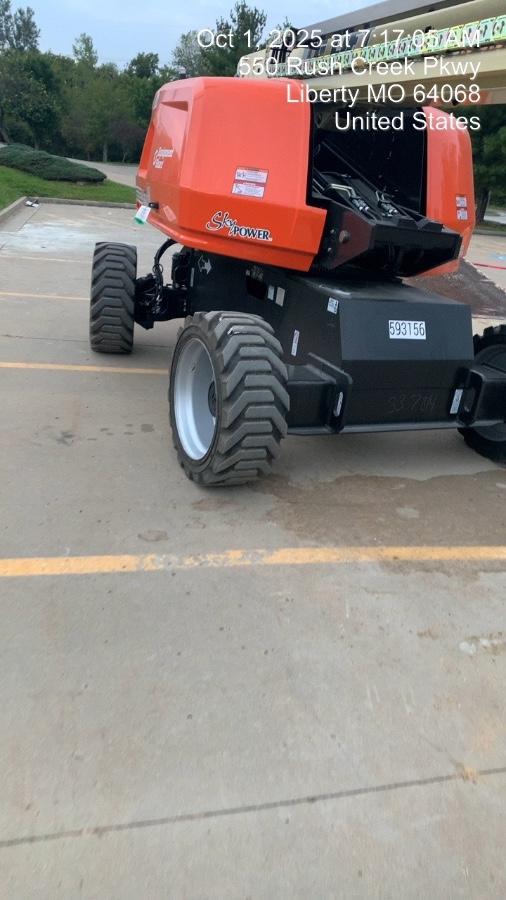 2025 JLG 660SJ
