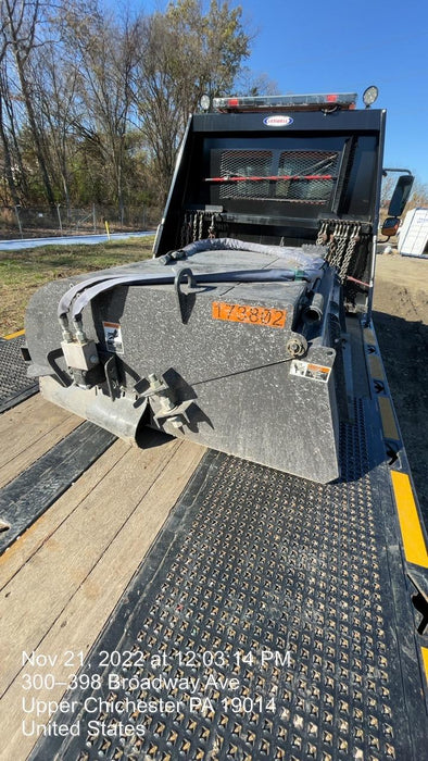 2021 PALADIN Sweepster SB72