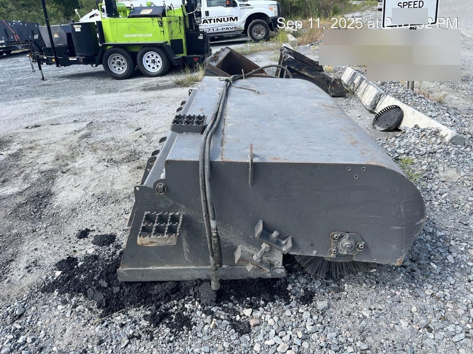 2021 PALADIN Sweepster SB72