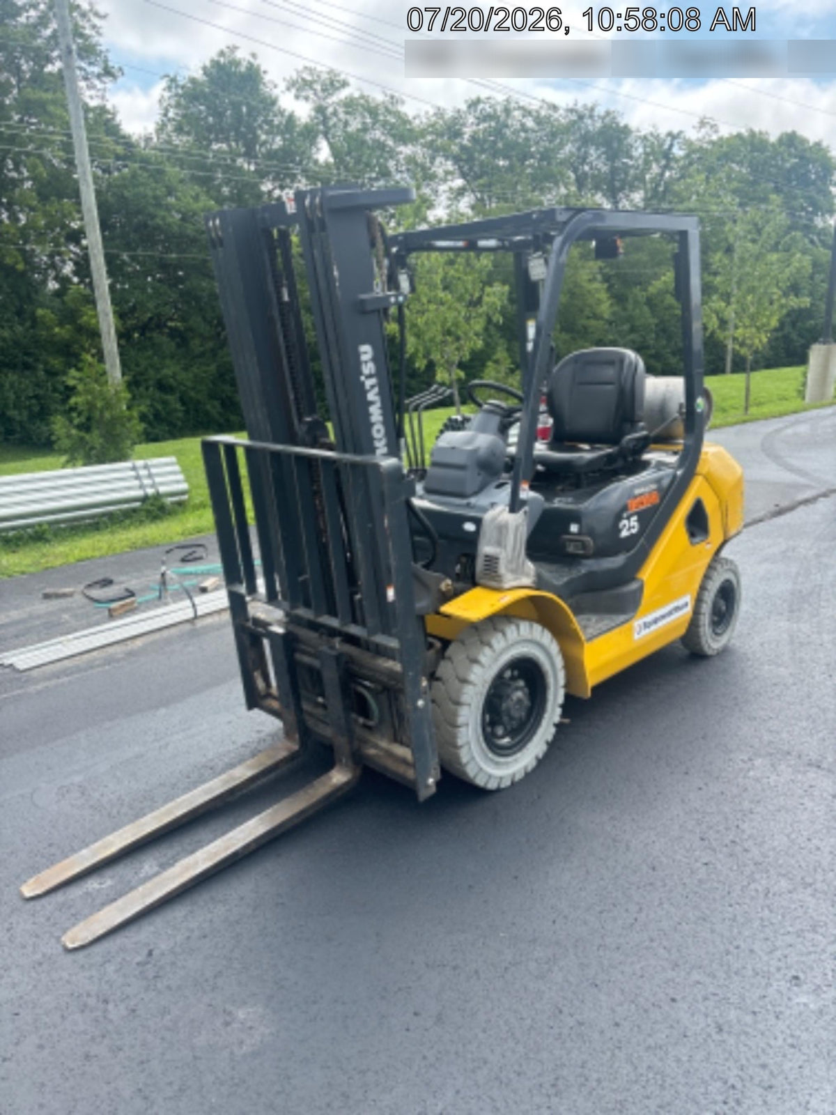2021 KOMATSU FG25T-16 LP