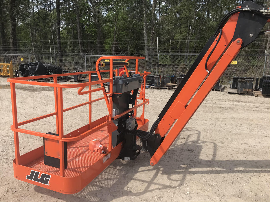 2019 JLG 600AJ