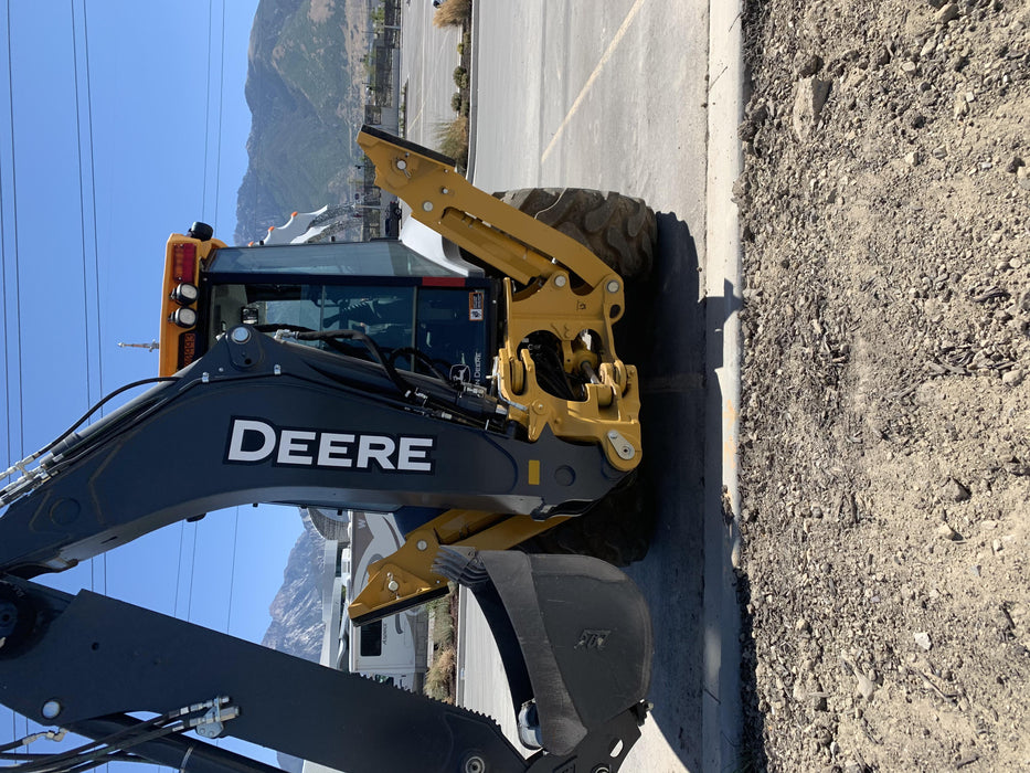 2020 JOHN DEERE 410L - Extendable Stick