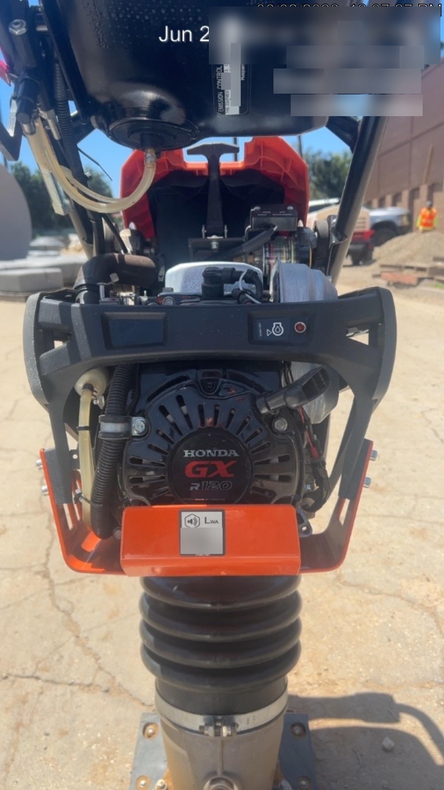 2025 HUSQVARNA LT6005