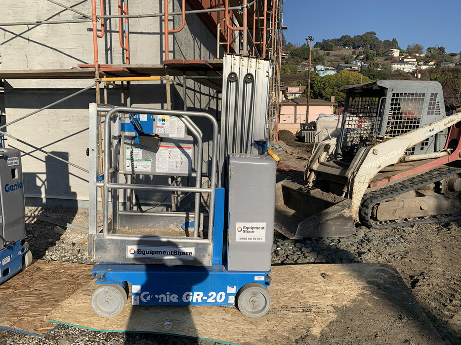 2019 GENIE GR-20