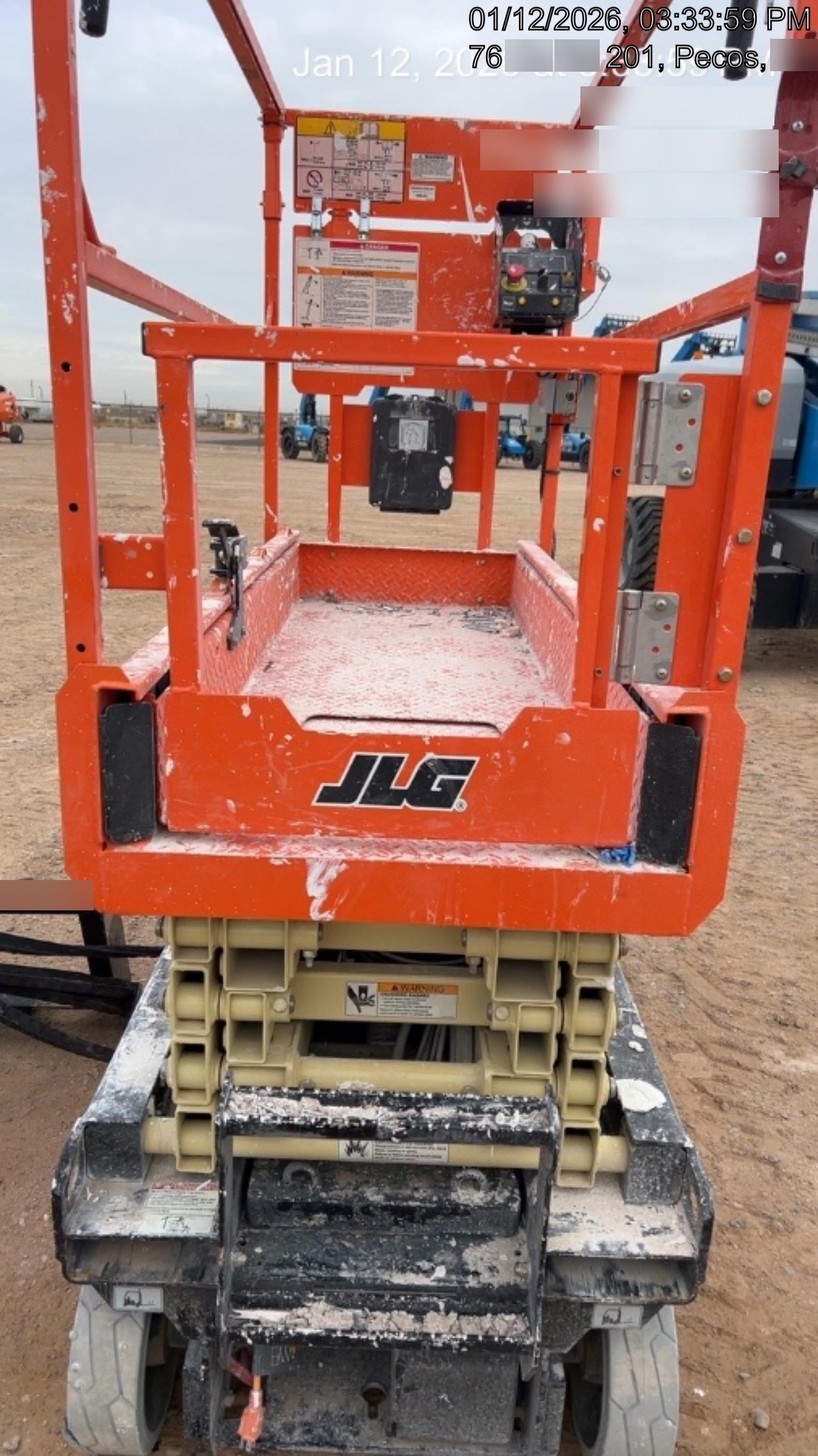 2025 JLG ES1932