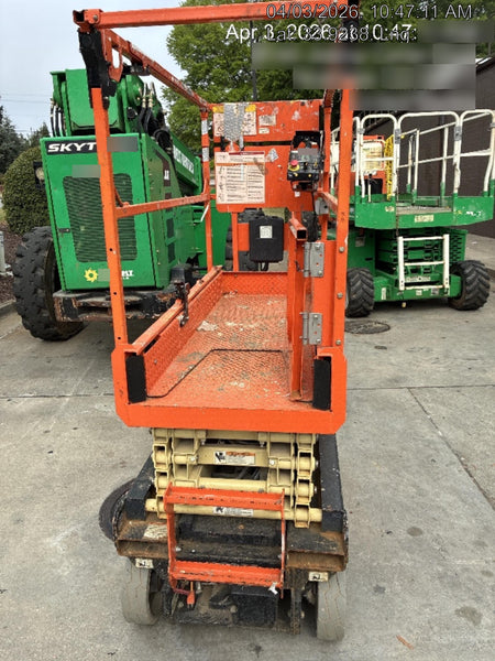 2022 JLG ES1932