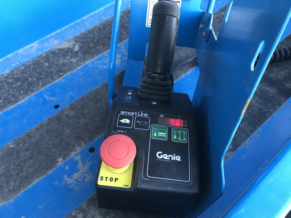 2019 Genie GS-1930 Fixed rails with chain Entry