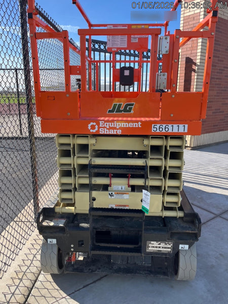 2025 JLG ES3246
