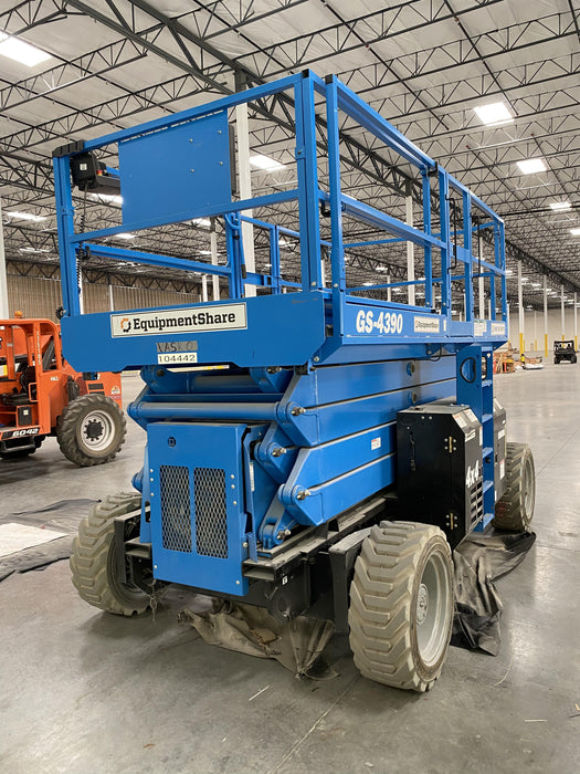 2020 GENIE GS-4390 RT