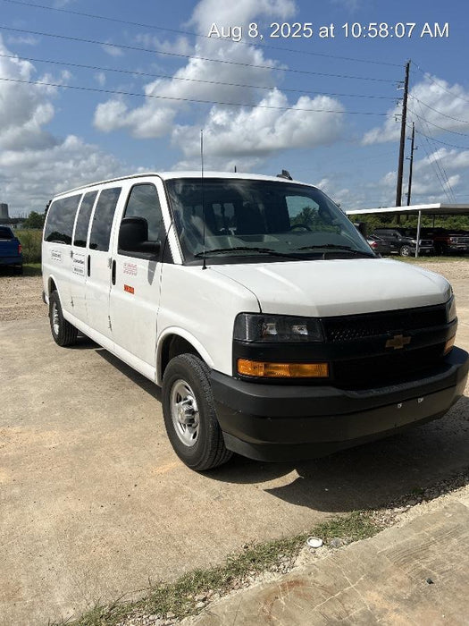 2025 CHEVROLET Express Van - Rental