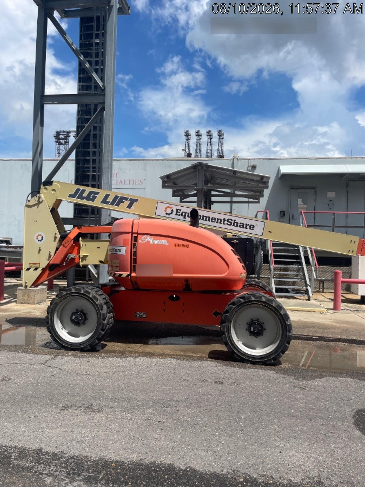 2021 JLG 600AJ