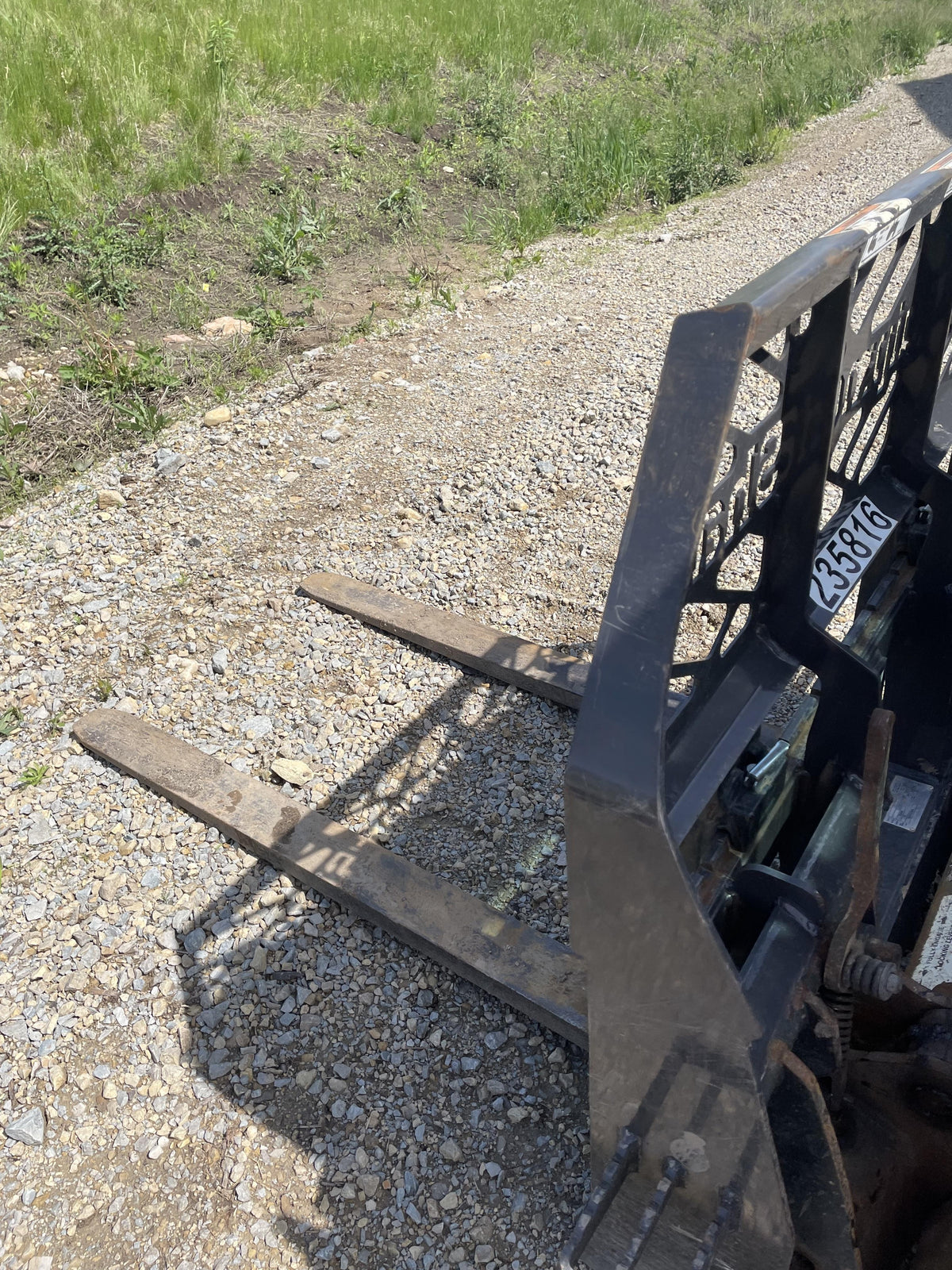 2022 PALADIN 48" Pallet Forks - Paladin