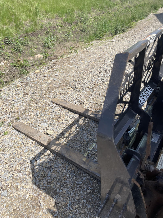 2022 PALADIN 48" Pallet Forks - Paladin