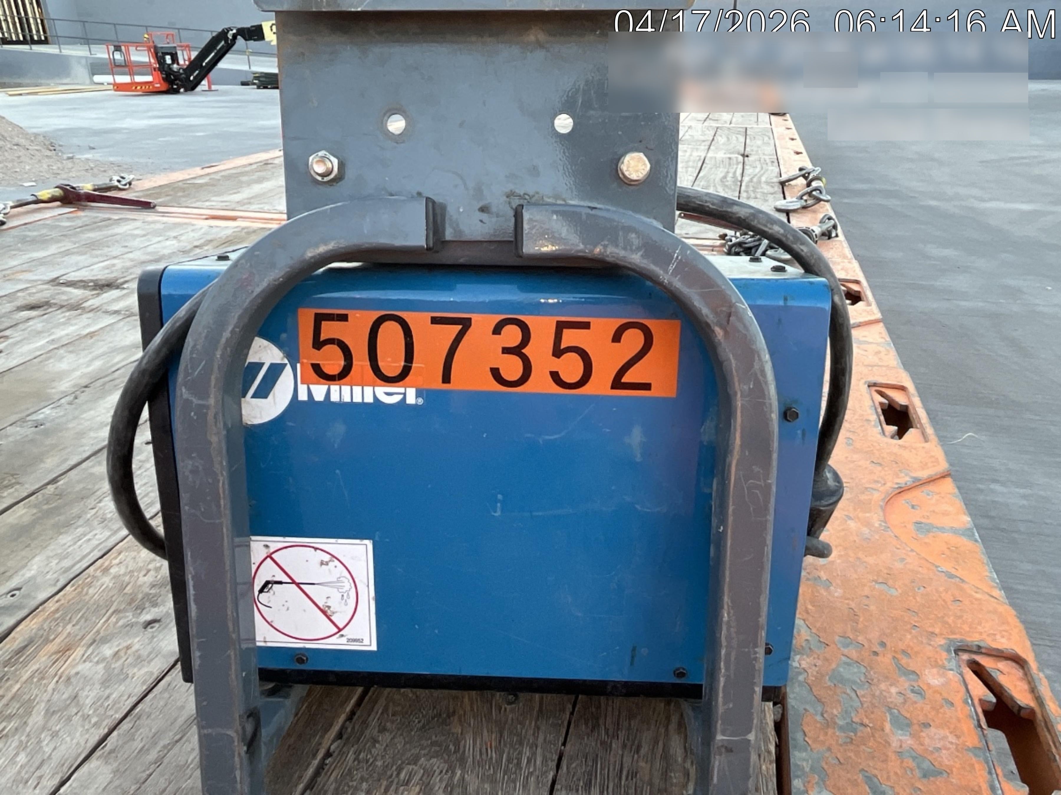 2025 MILLER ELECTRIC CST-282