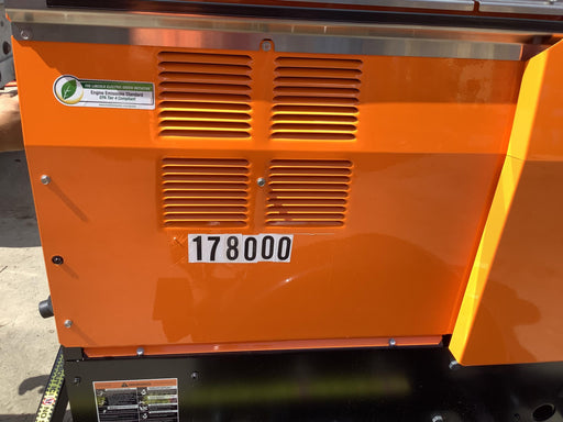 2021 Lincoln Electric Vantage 322 Vantage 322 Ready Pak 3 w/ Decals, ORANGE (includes trailer, cable rack, fender light kit) NO Telematics