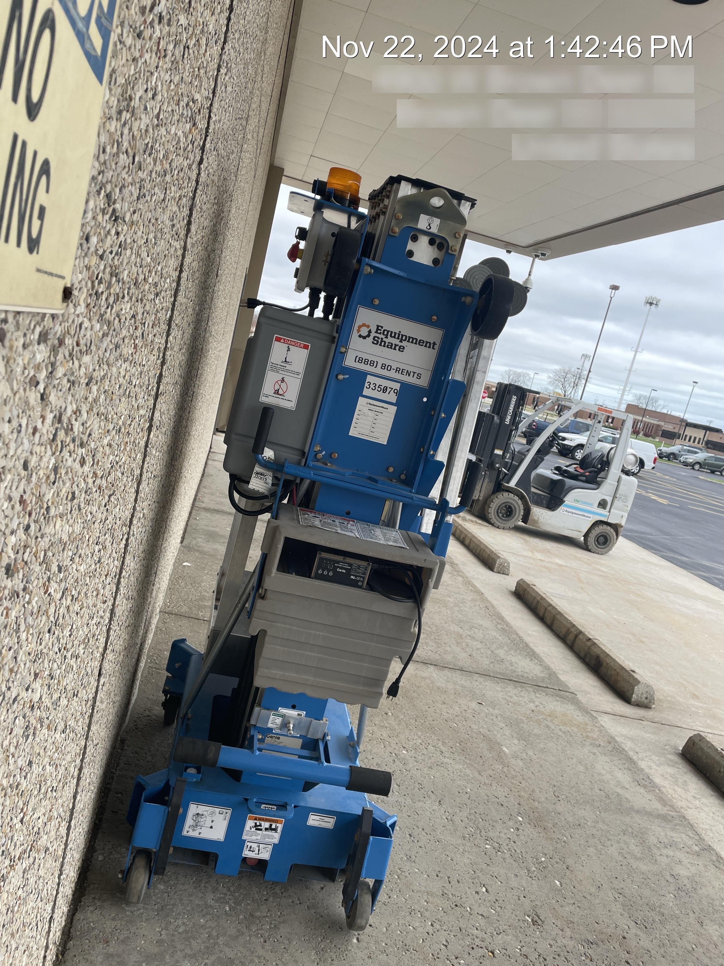 2023 GENIE AWP-30S DC