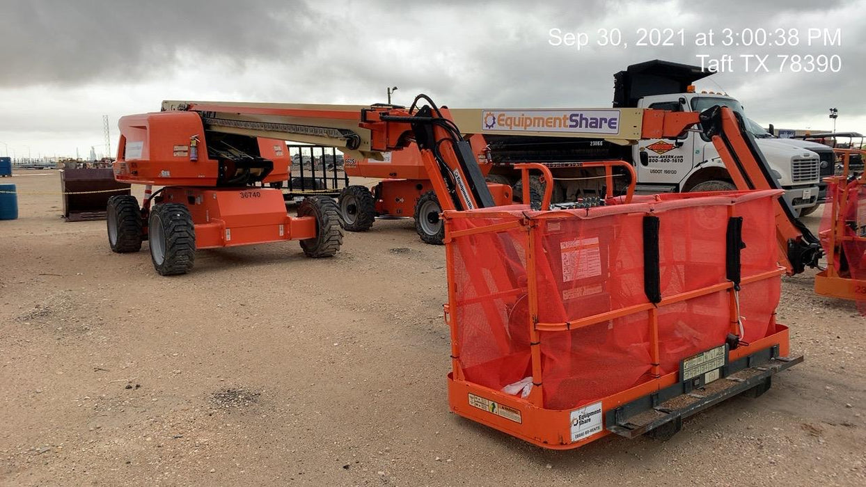 2019 JLG 660SJ