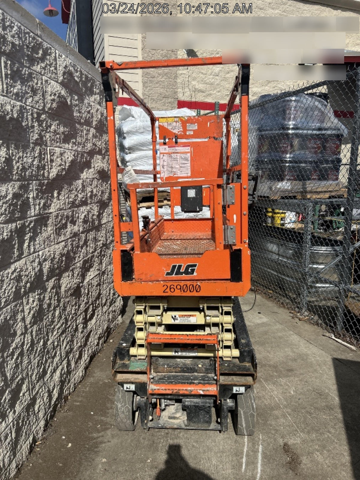 2022 JLG ES1932