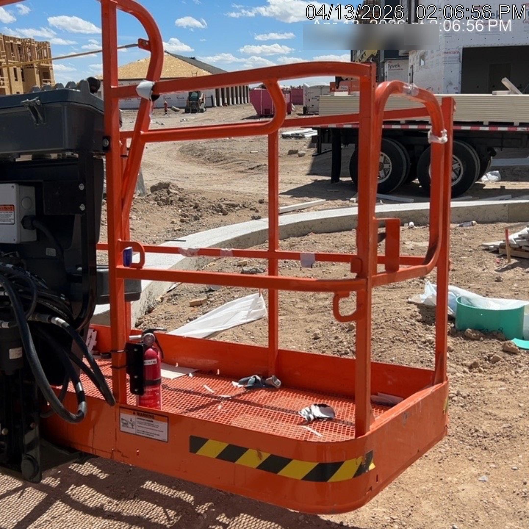 2025 JLG 660SJ