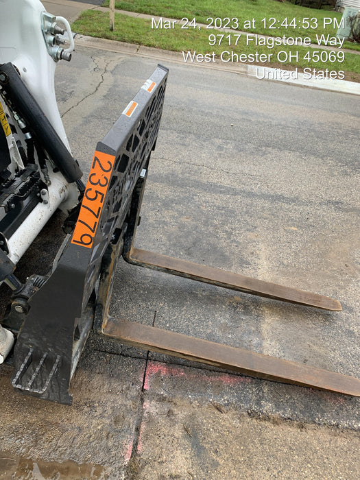 2022 PALADIN 48" Pallet Forks - Paladin