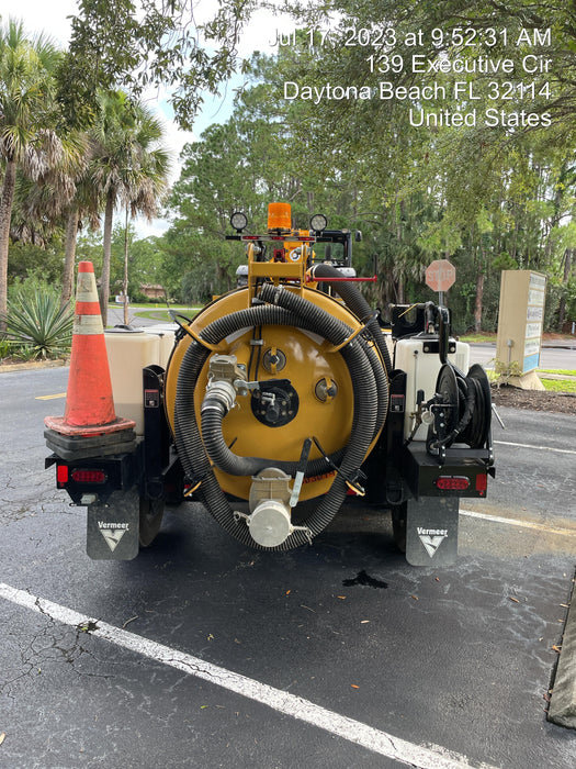 2023 Vac-Tron LP573XDT T4 Koehler Diesel Engine, 500 Gallon Debris Tank, x2 100 Gallon Water Tanks