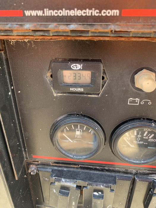 2019 Lincoln Electric Vantage 322 Welder Ready-Pak 3, Two wheel trailer, Fender and Light kit, Cable Rack