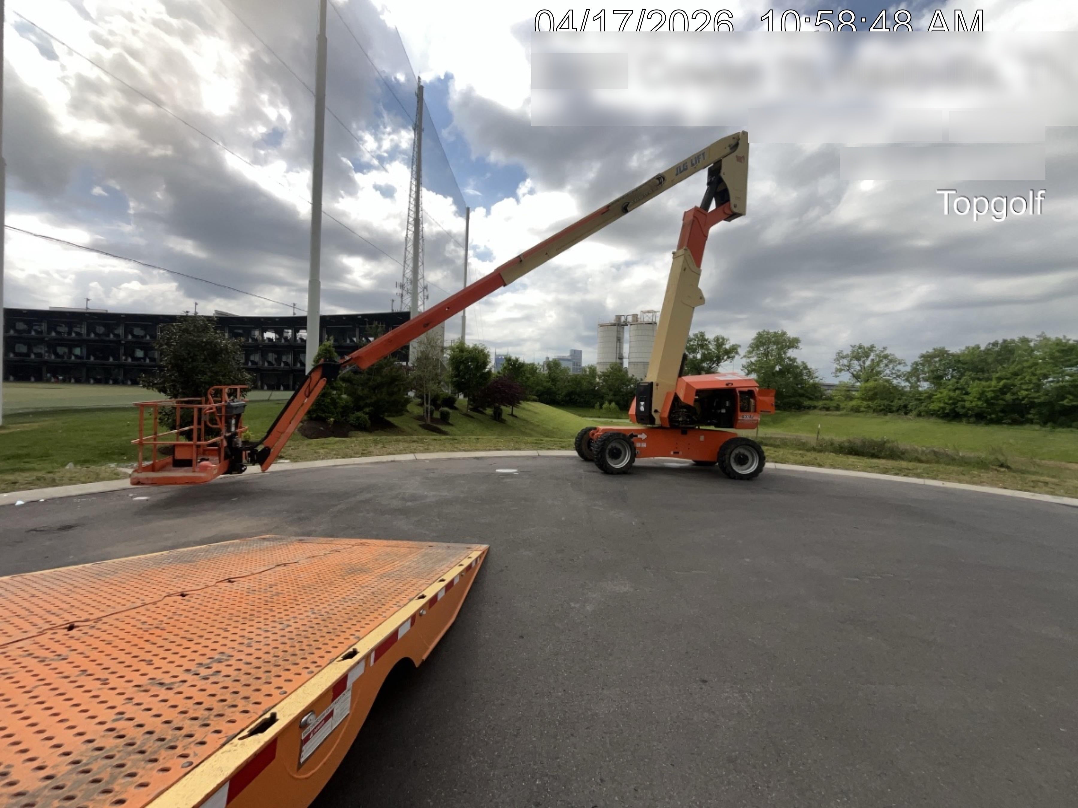 2019 JLG 800AJ