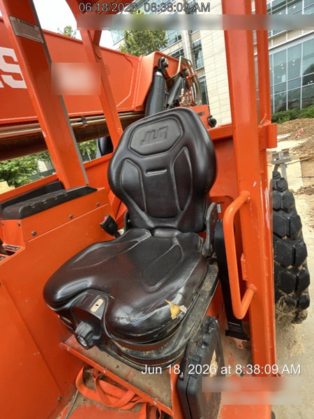 2022 SKYTRAK 8042