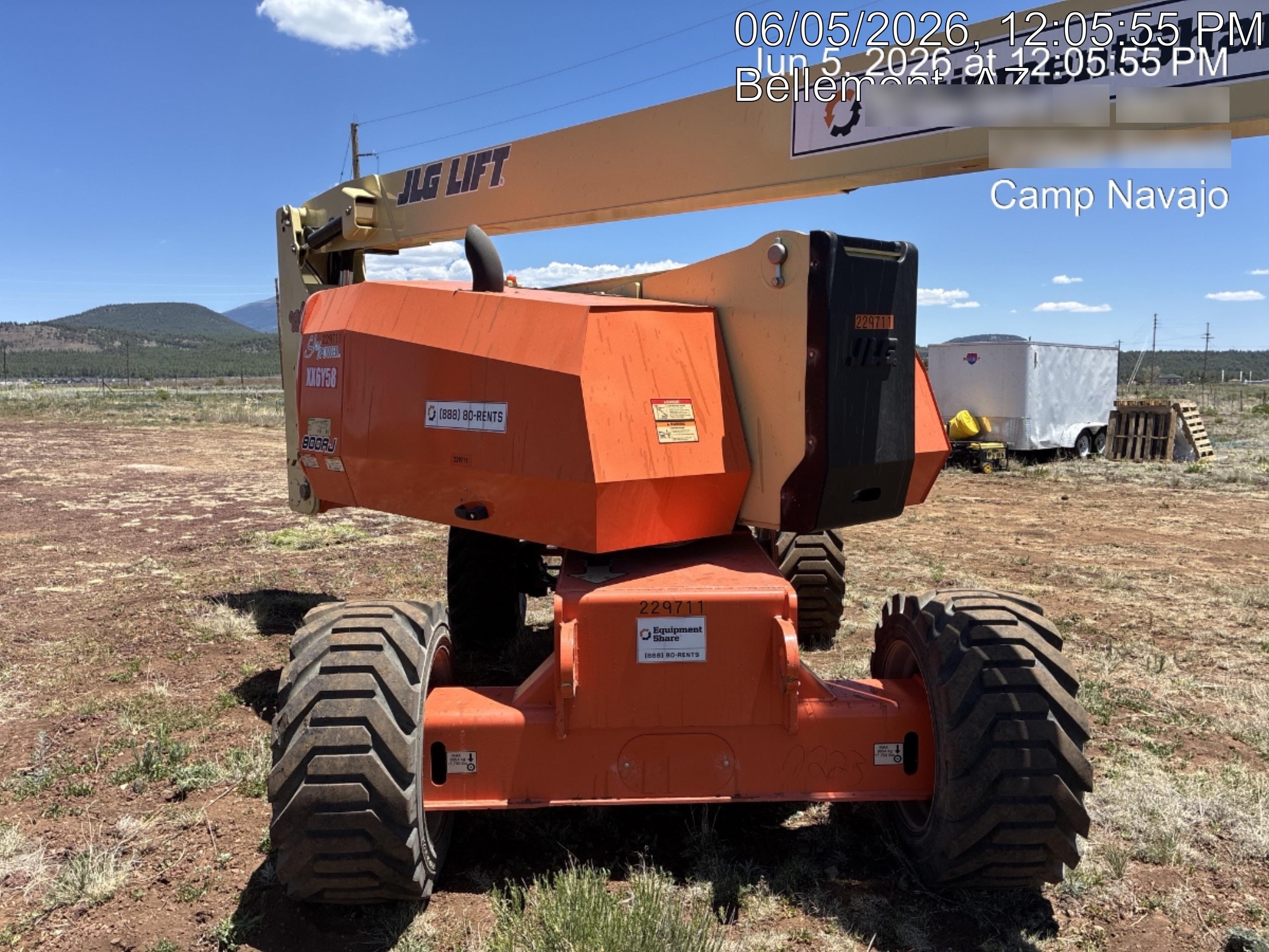2022 JLG 800AJ