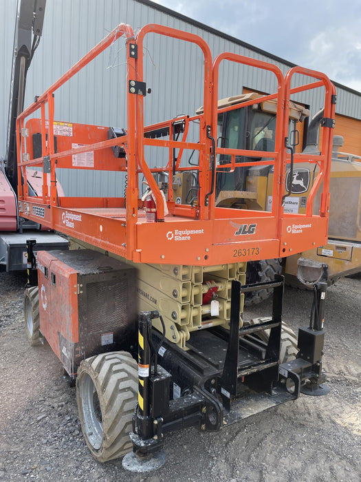 2022 JLG RT3369
